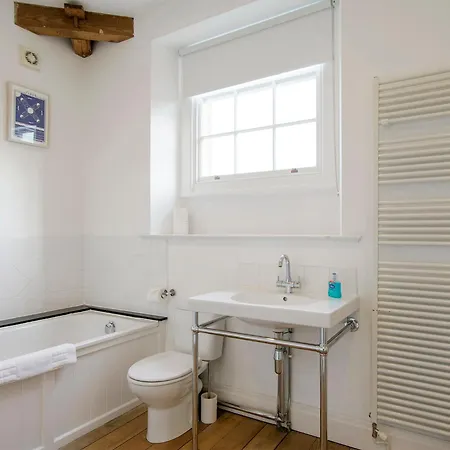 Willowmere By Birch *